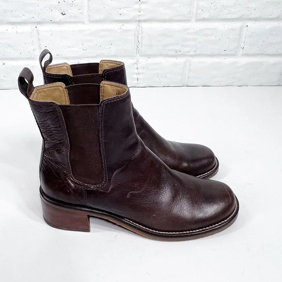 ROCKPORT Brown Leather Chukka pull on boot with rubber sole block heel - Picture 1 of 8